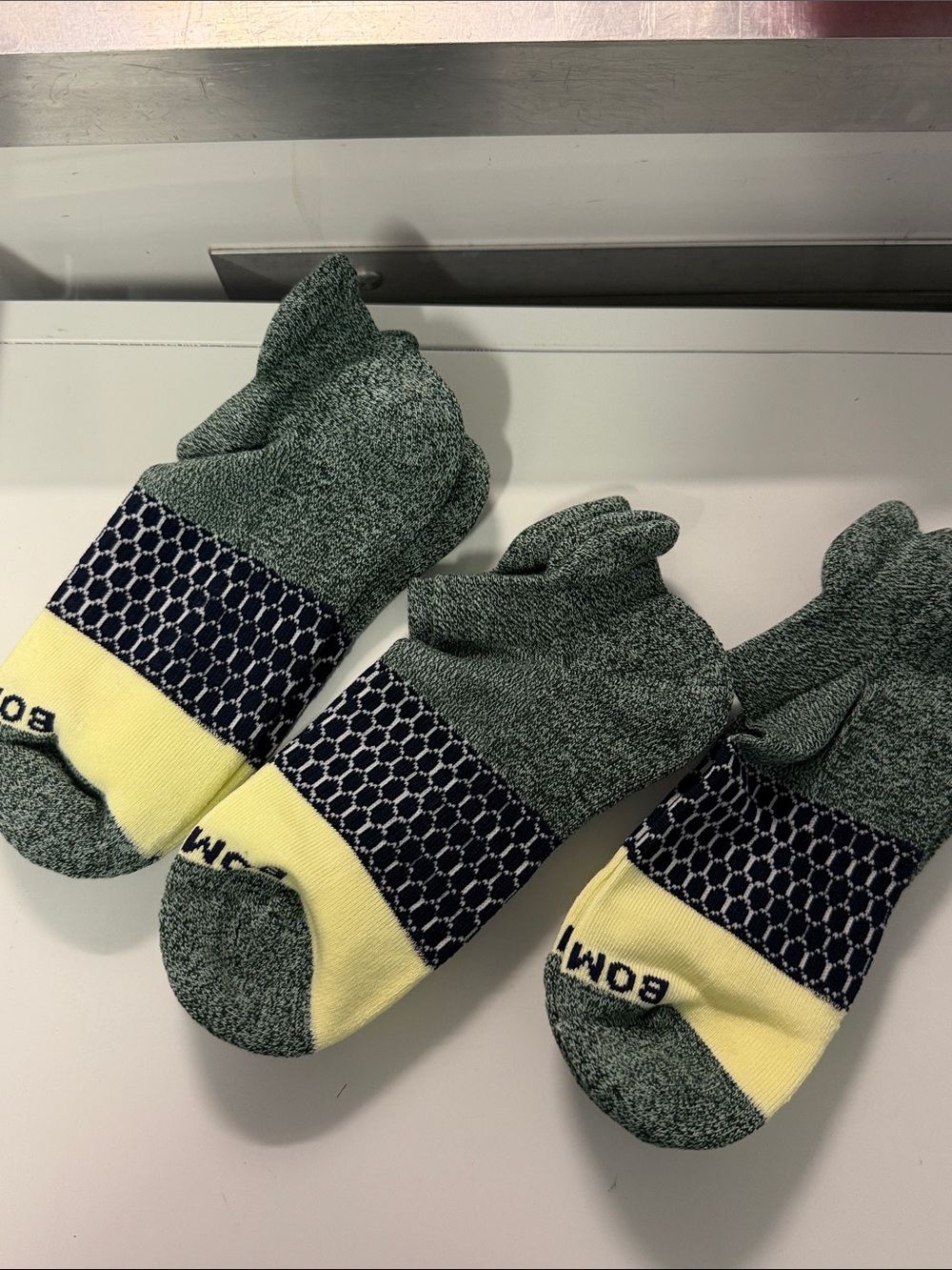 Bombas Men’s Low-Cut Athletic Socks in Green and Yellow unisex